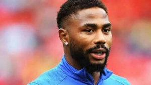 Emmanuel Dennis Eyes Saudi Move: Al-Shabab in Talks with Former Forest Striker After Free Transfer Release